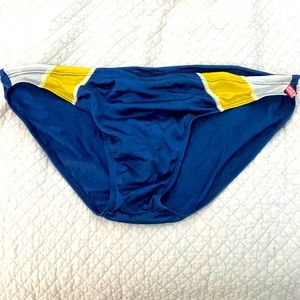 AussieBum Swimwear Briefs. Large.